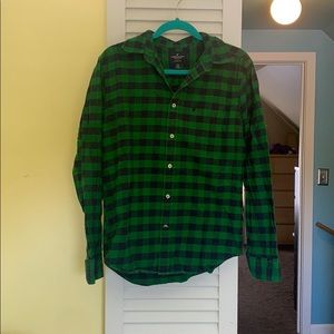 AE Men’s Classic Button Down